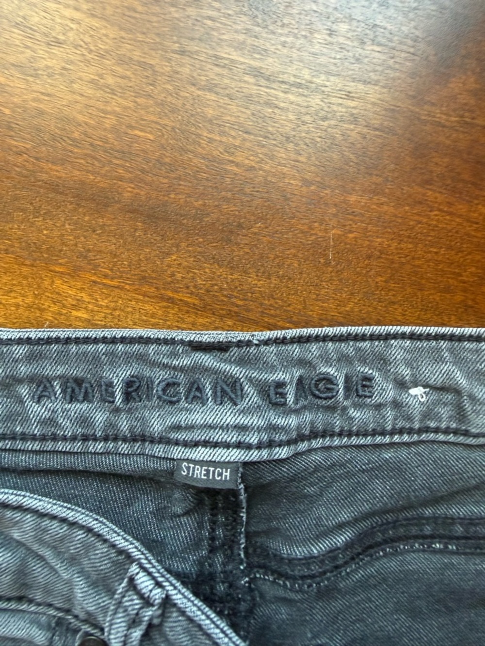 American Eagle mom jean - Picture 3 of 5